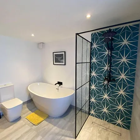 Holiday home Impeccable 2-bed House In Newquay