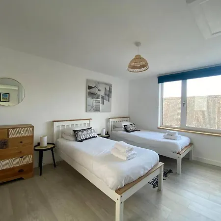 Holiday home Impeccable 2-bed House In Newquay Newquay (Cornwall)