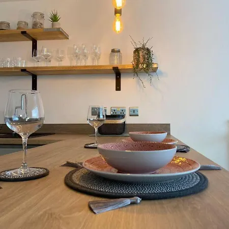 Impeccable 2-bed House In Newquay