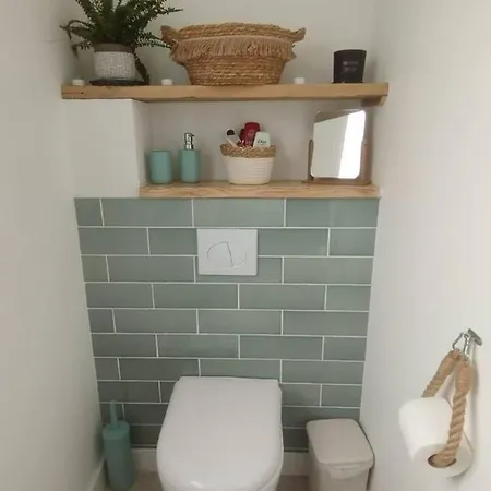 Holiday home Impeccable 2-bed House In Newquay